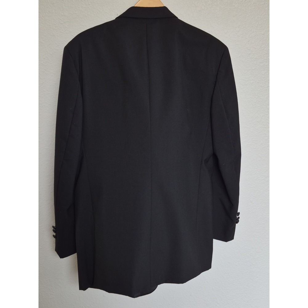 Men's Black 3-Button Tuxedo Jacket by Formal Specialists 42R , Bottoms 34R - Picture 4 of 7